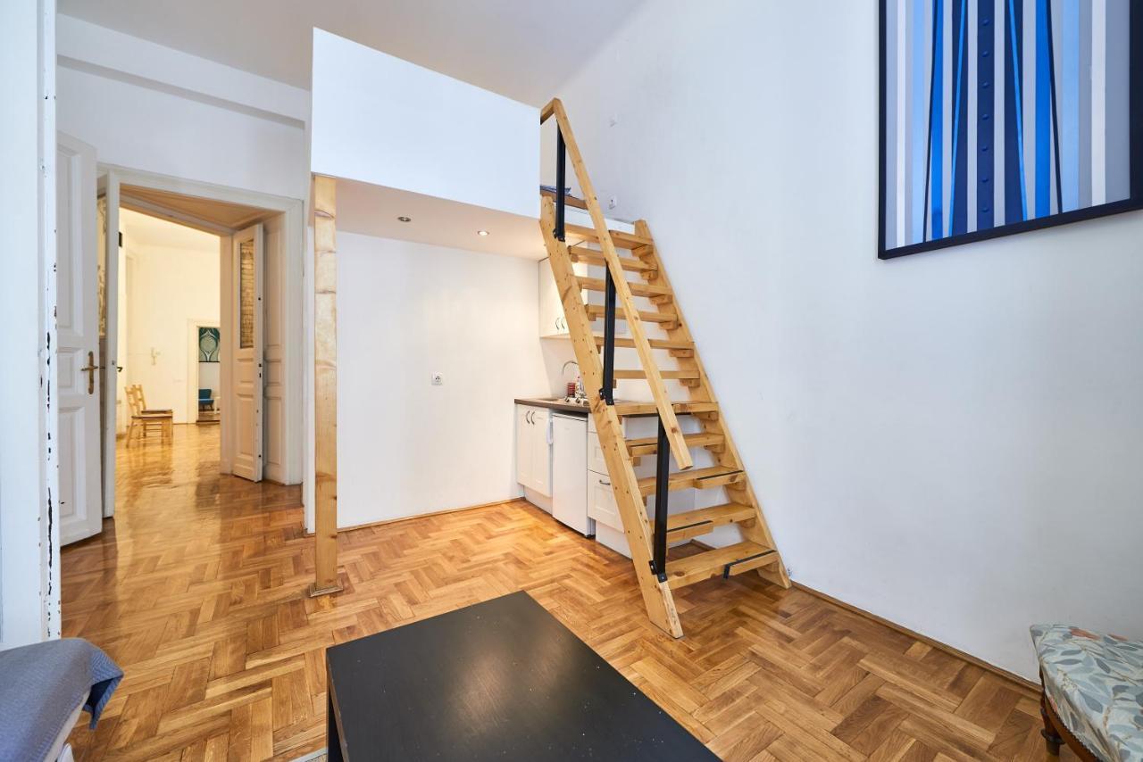 Large Apartment For Groups City Center Dist. VII Budapest Exterior foto