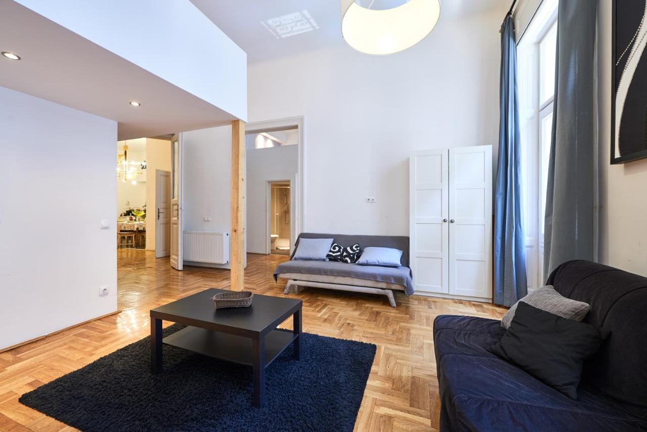 Large Apartment For Groups City Center Dist. VII Budapest Exterior foto
